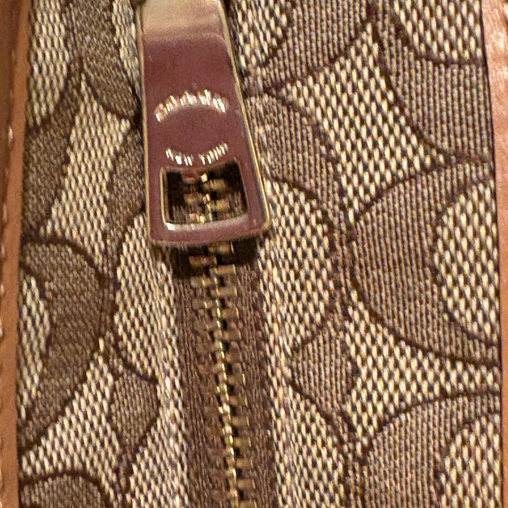 Coach Signature Tote and Wallet Set - Picture 8 of 16